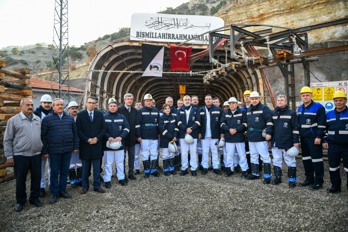 Çalışma ve Sosyal Güvenlik Bakanımız Prof. Dr. Sayın Vedat IŞIKHAN Kiaş Hırkatepe Maden Sahasını Ziyaret Etti 